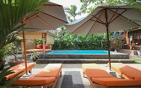 Tiga Naga Villa