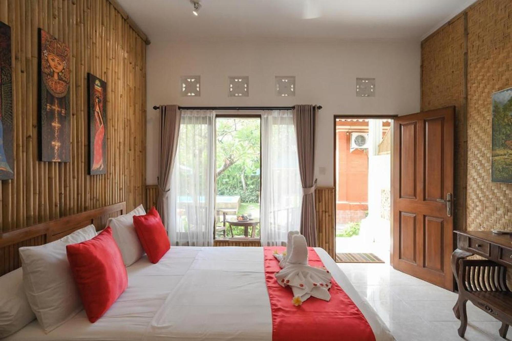 Tiga Naga Villa Denpasar Exterior foto