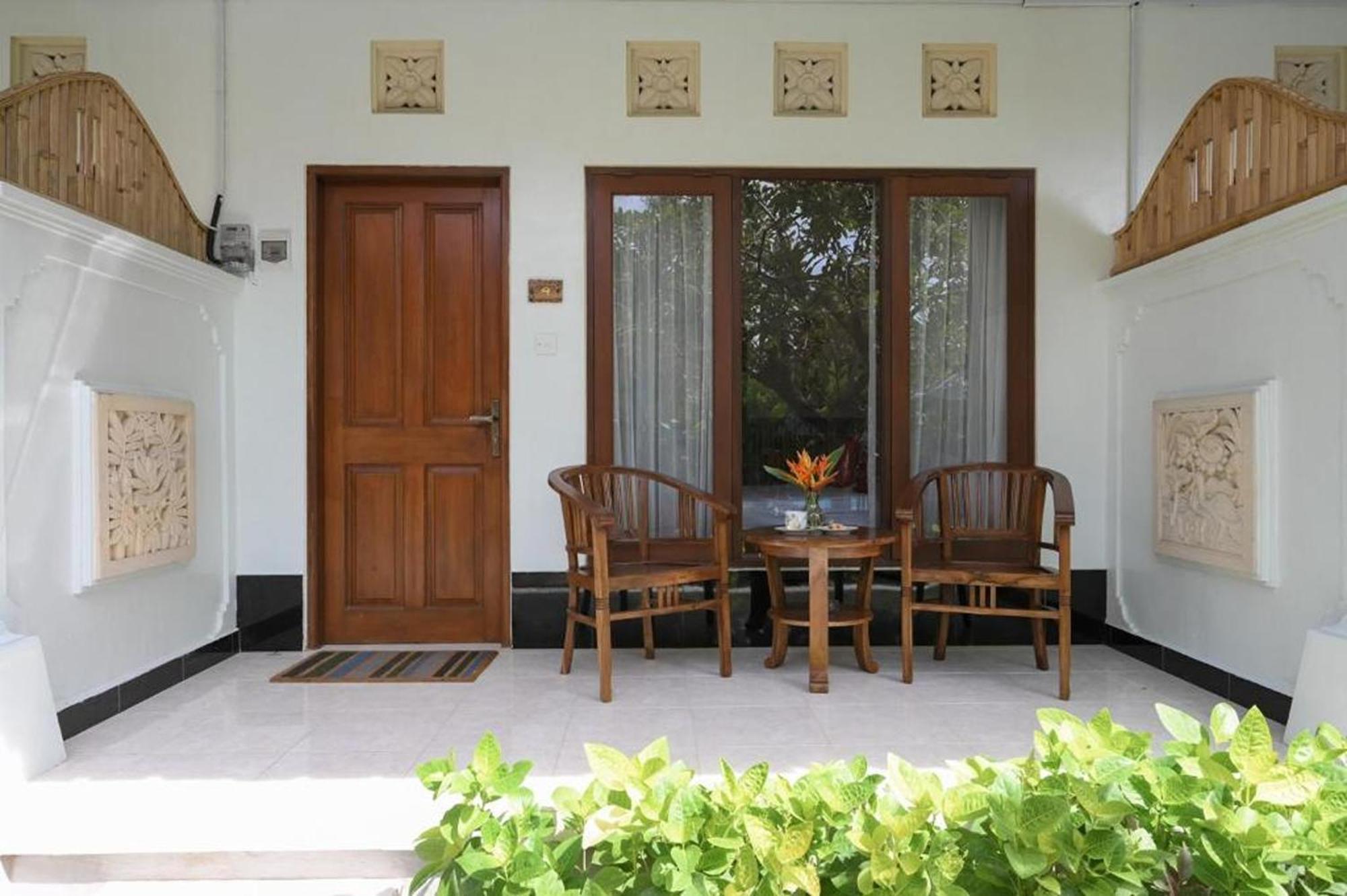 Tiga Naga Villa Denpasar Exterior foto